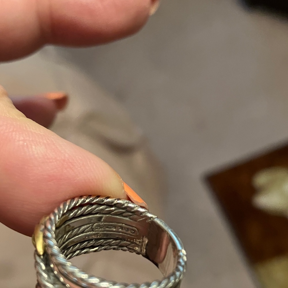 David Yurman Two-Tone Twisted Band Ring with SS and 18K gold accents - Picture 4 of 4